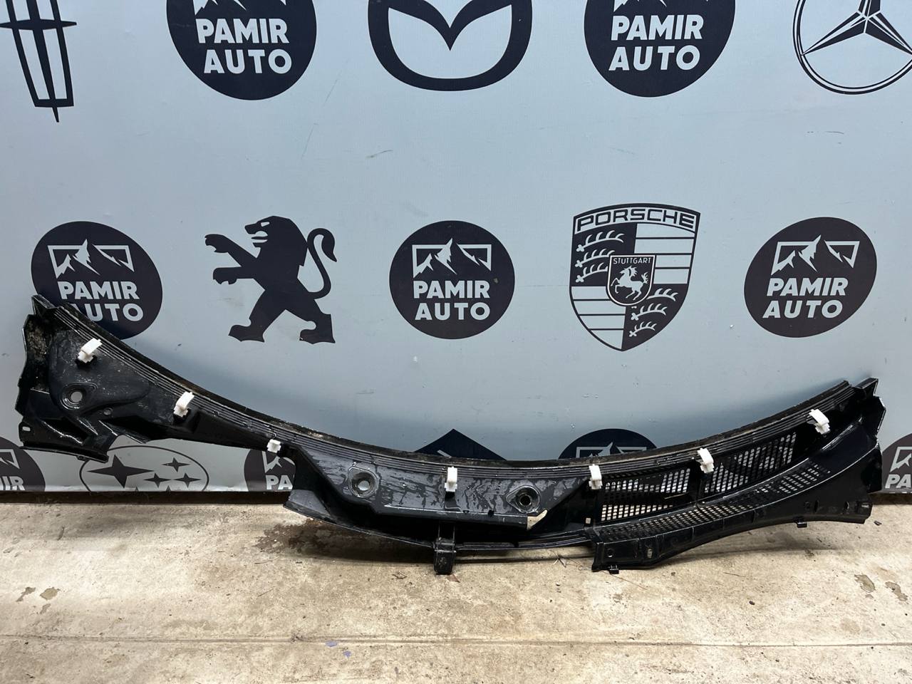 Решетка под лобовое стекло (Жабо) Renault Scenic/2 2003-2009 — изображение 2