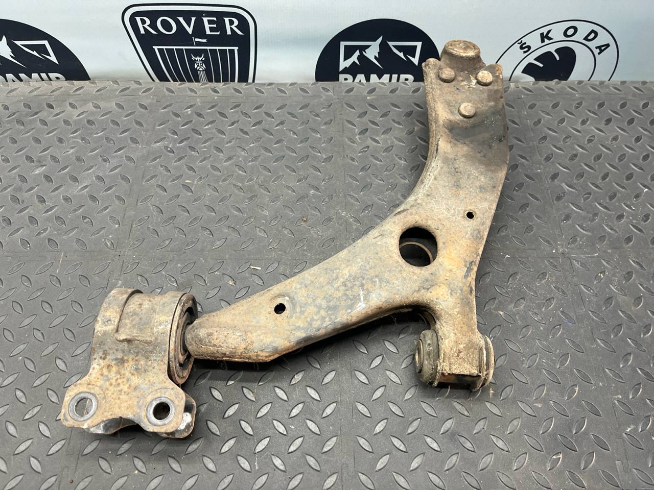 Рычаг передний правый Ford Focus/2 2004-2011