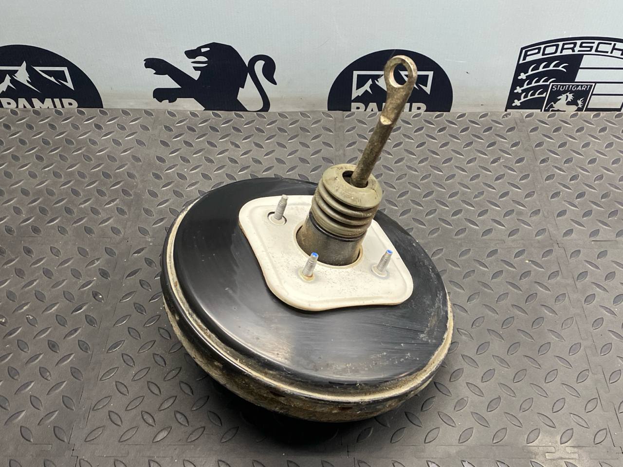 Усилитель тормозов вакуумный Ford Transit 2000-2006