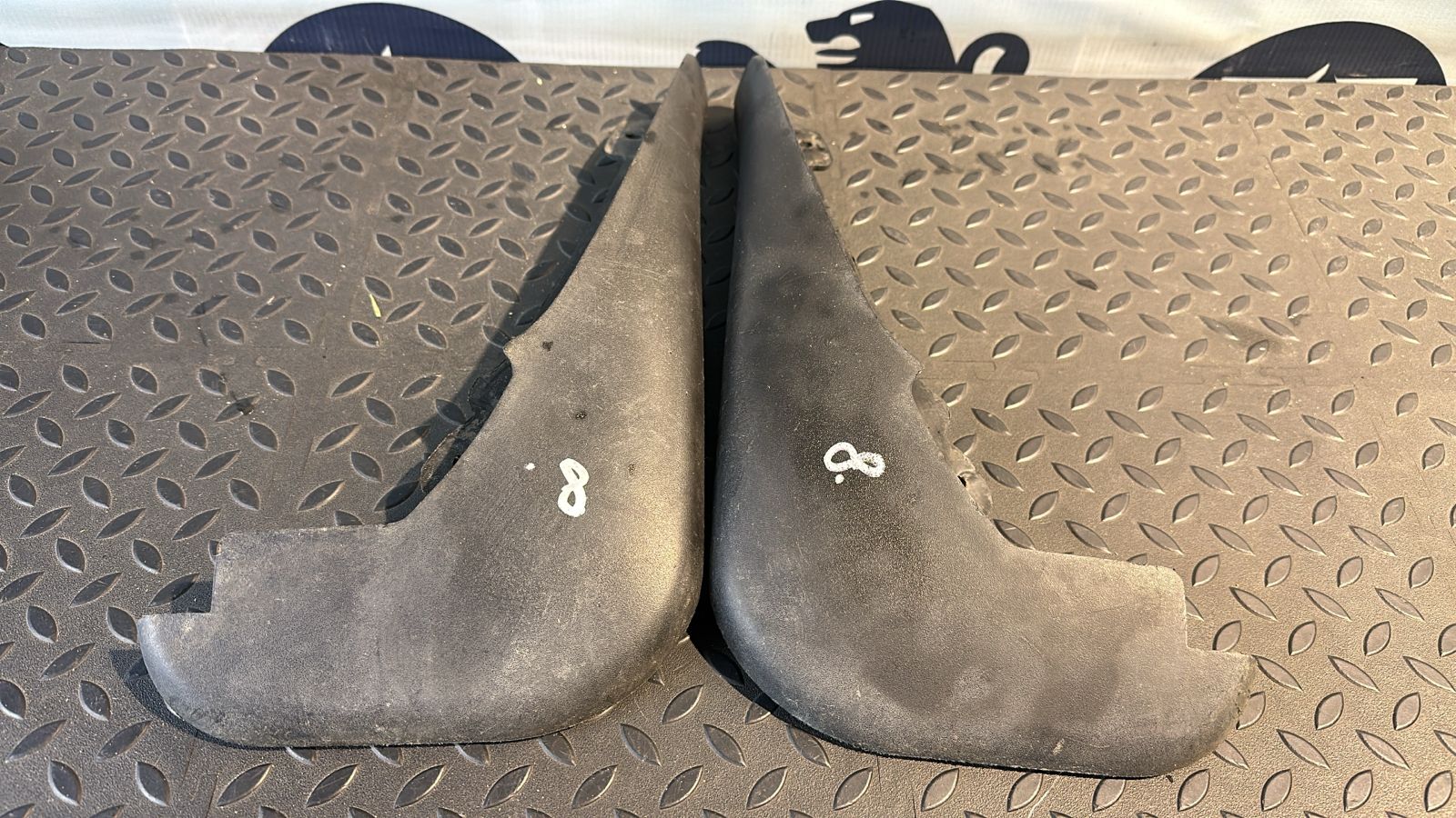 Брызговик передний Ford Mondeo/3 2000-2007