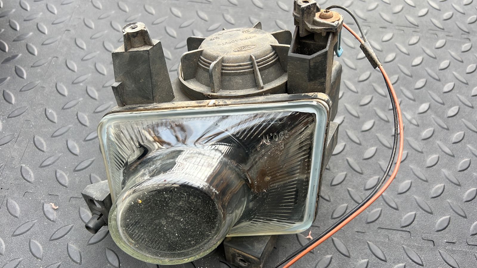 Фара противотуманная правая Opel Vectra/C 2002-2008