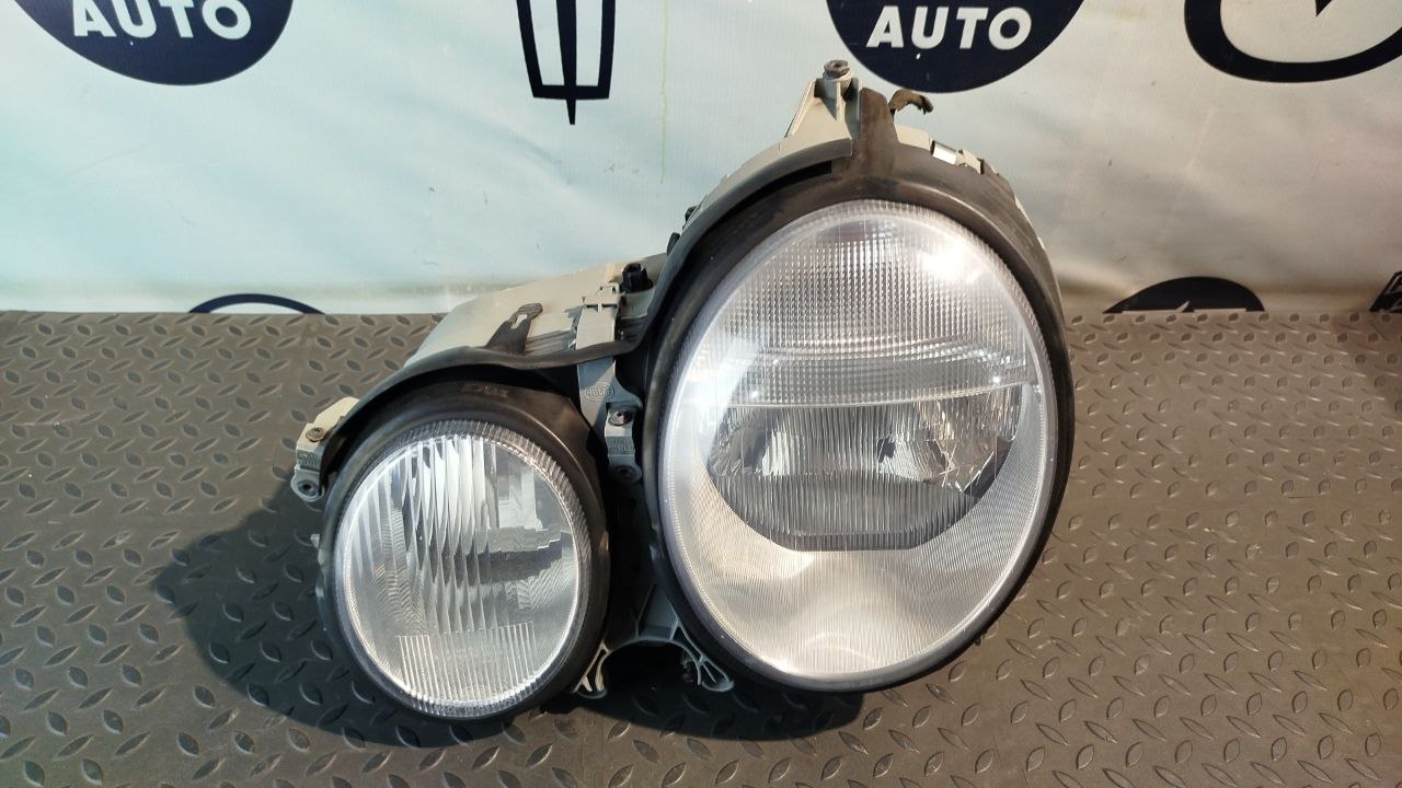 Фара левая Mercedes E/W210 1995-2003