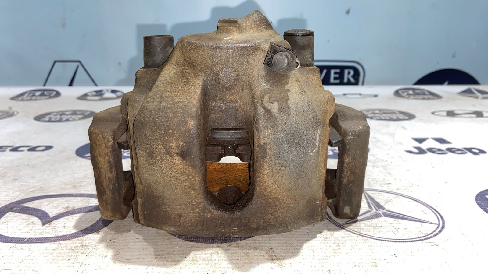 Суппорт передний правый BMW 3/E46 1998-2007