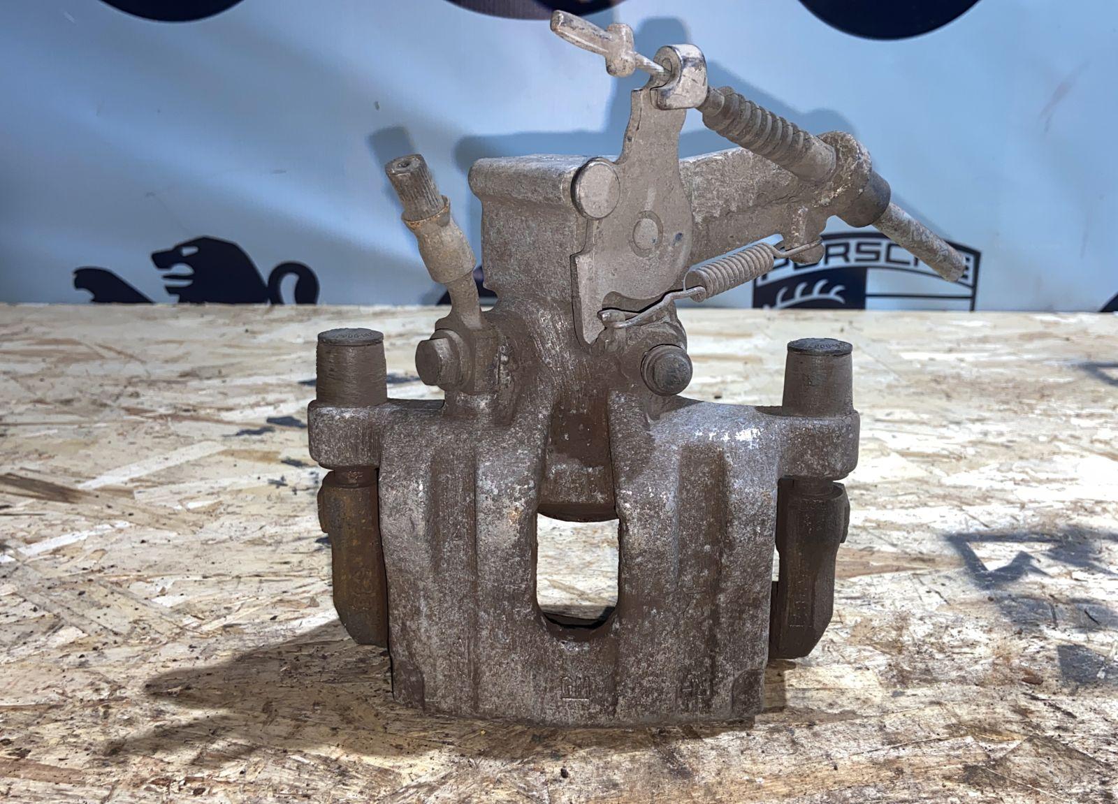 Суппорт задний правый Opel Vectra/C 2002-2008