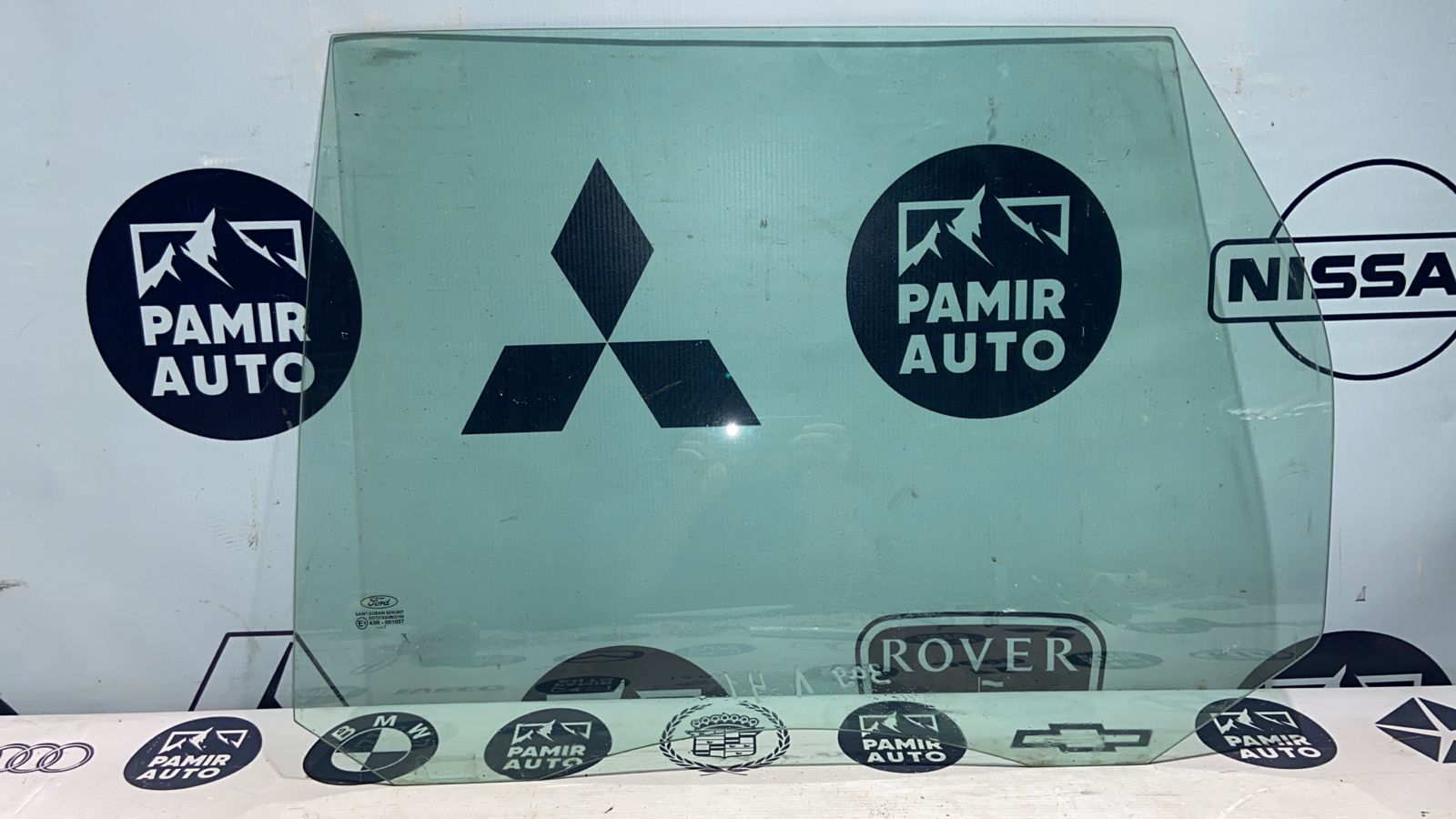 Стекло двери заднее левое Ford Focus/2 2004-2011