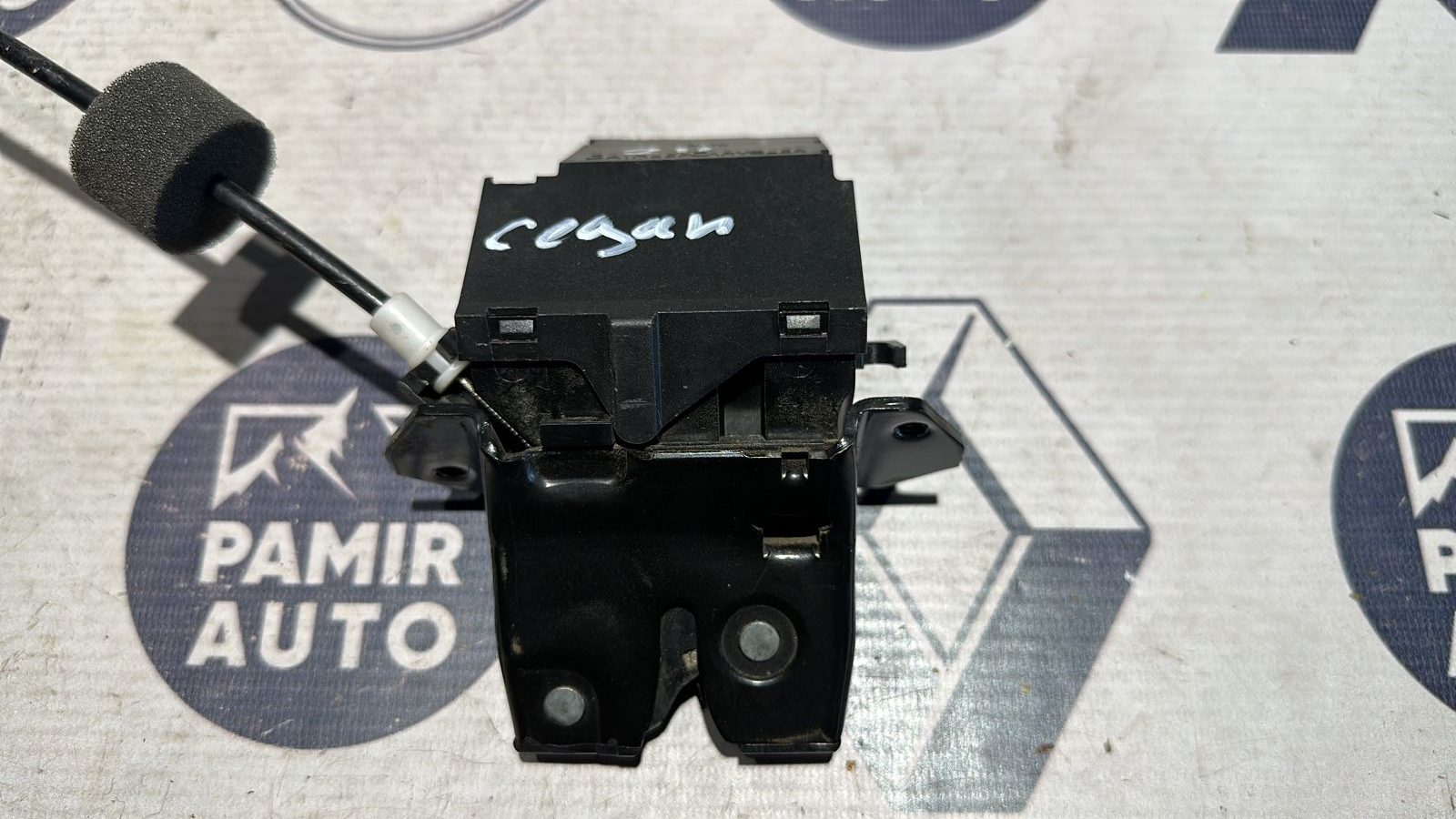 Замок крышки багажника Mercedes E/W211 2002-2009