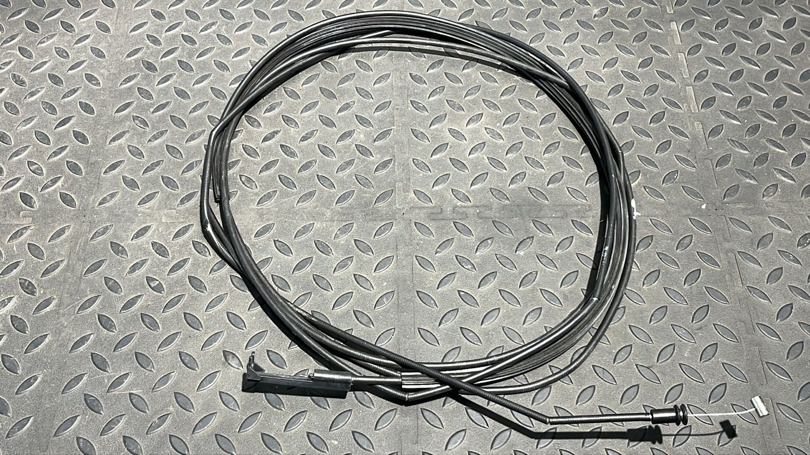 Трос лючка бензобака Ford Mondeo/3 2000-2007