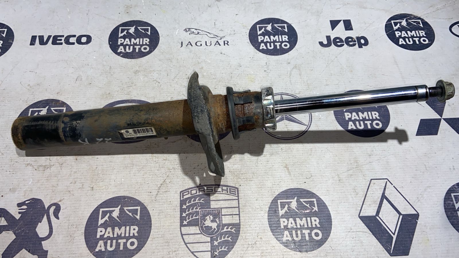 Амортизатор передний правый Volkswagen Golf/5 2003-2009