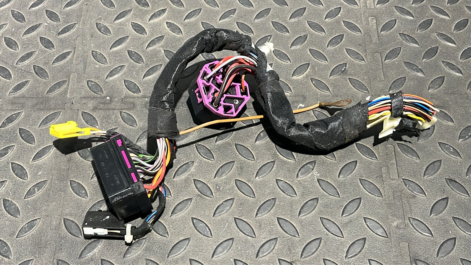 Проводка замка зажигания Volkswagen Golf/4 1997-2006