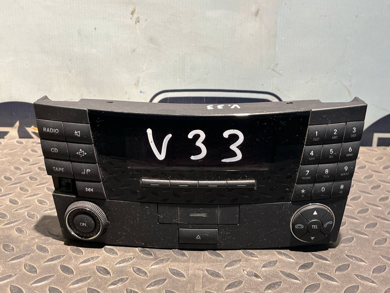 Магнитола Mercedes E/W211 2002-2009