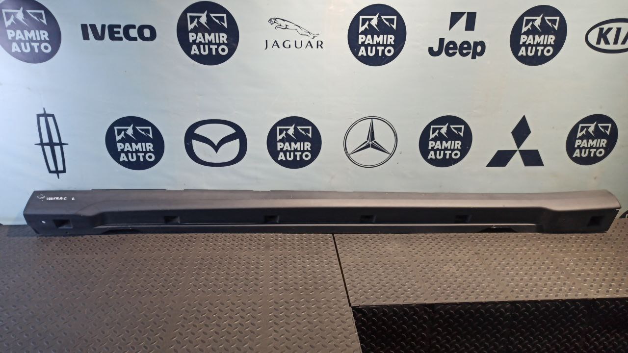 Накладка порога левая Opel Vectra/C 2002-2008