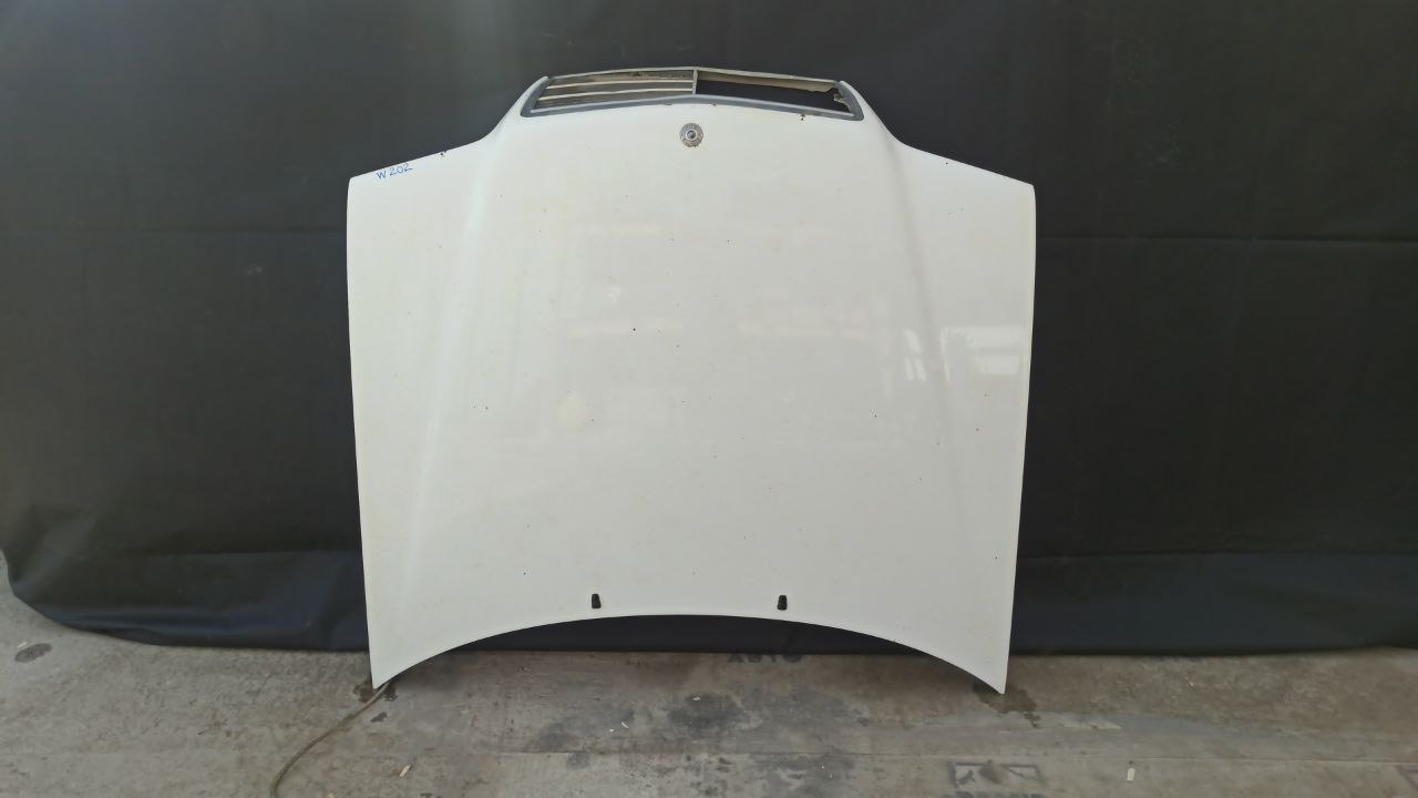 Капот Mercedes C/W202 1993-2001