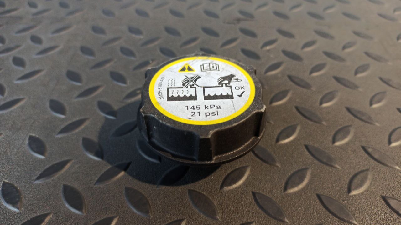 Крышка расширительного бачка Ford Focus/2 2004-2011