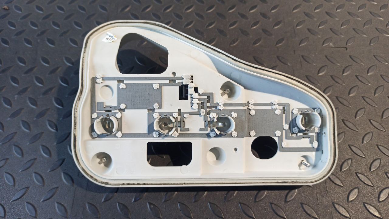 Плата заднего фонаря правая Opel Astra/H 2004-2014