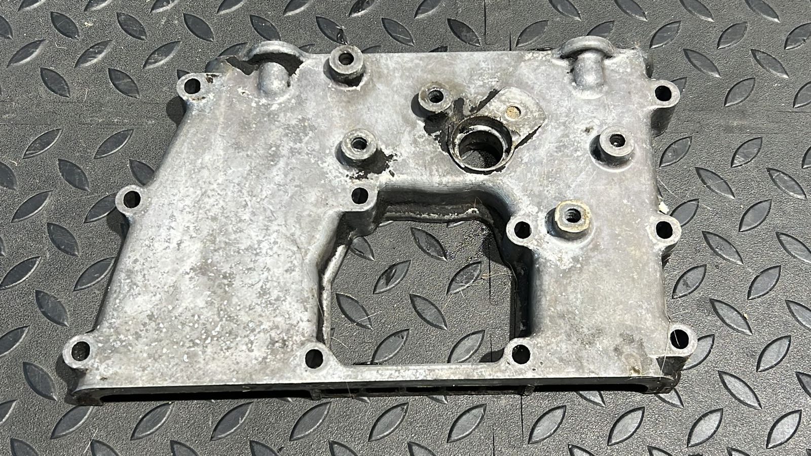 Крышка двигателя BMW 3/E46 1998-2007