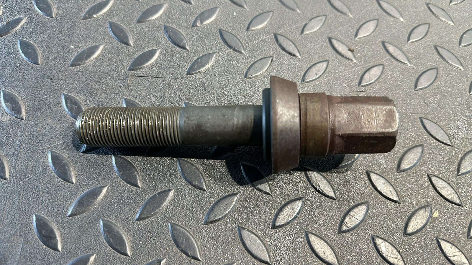 Болт коленвала BMW 3/E46 1998-2007