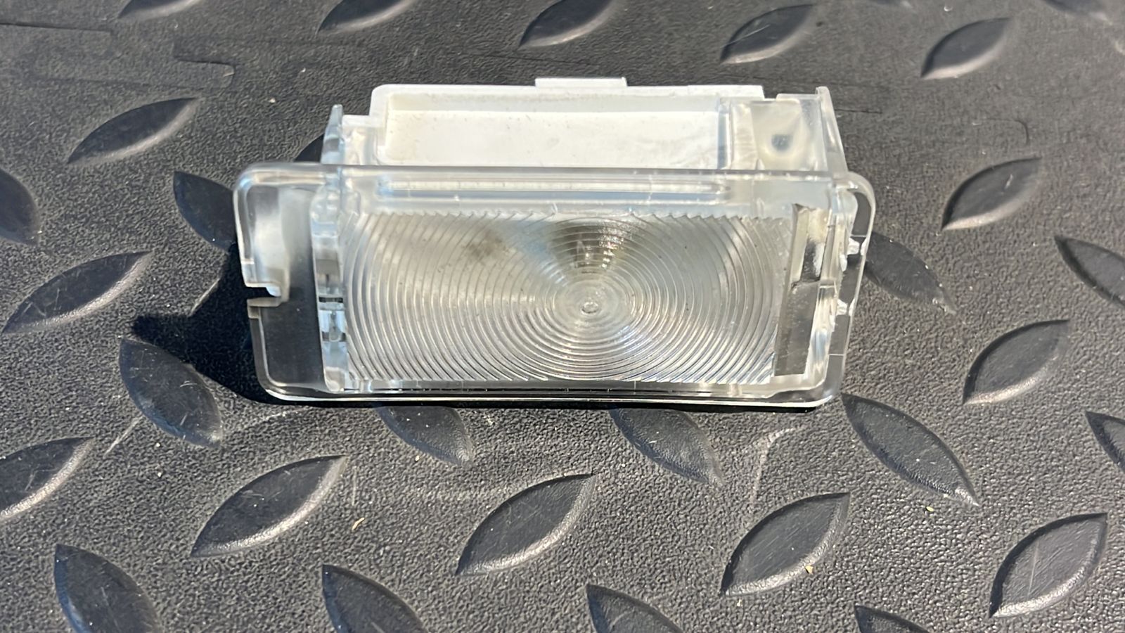 Плафон салонный Renault Logan 2004-2015