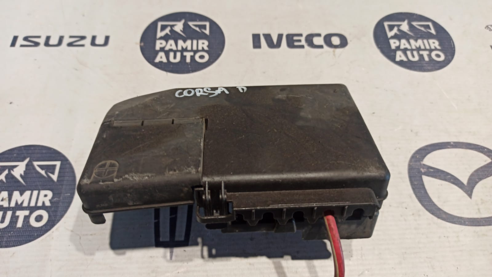 Крышка клеммы Opel Corsa/D 2006-2014