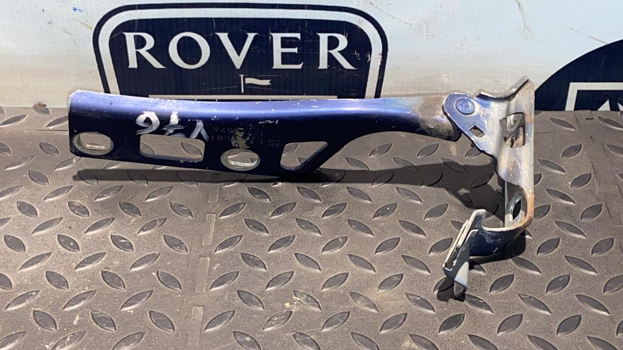 Петля капота левая Opel Zafira/B 2005-2014