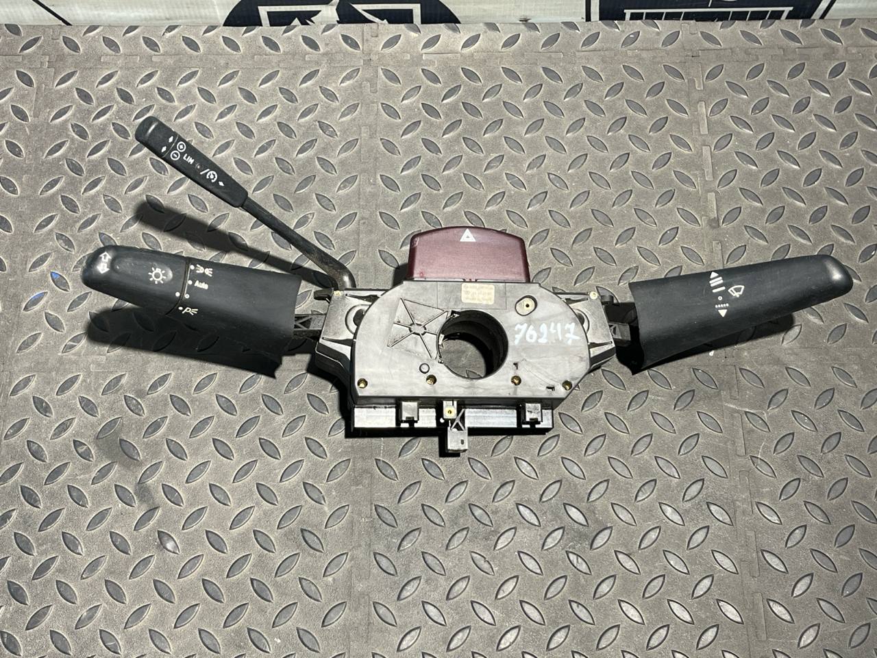 Переключатель подрулевой Mercedes M/W163 1997-2005