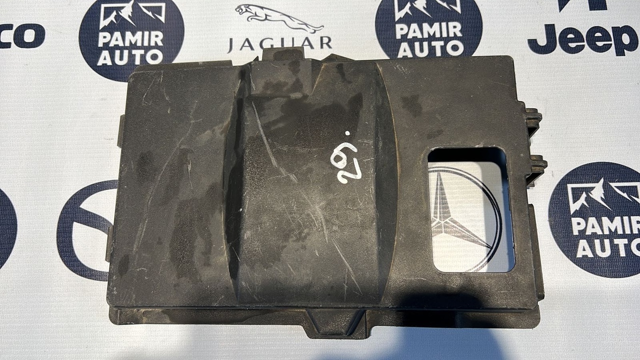 Крышка АКБ Ford C-Max 2003-2010