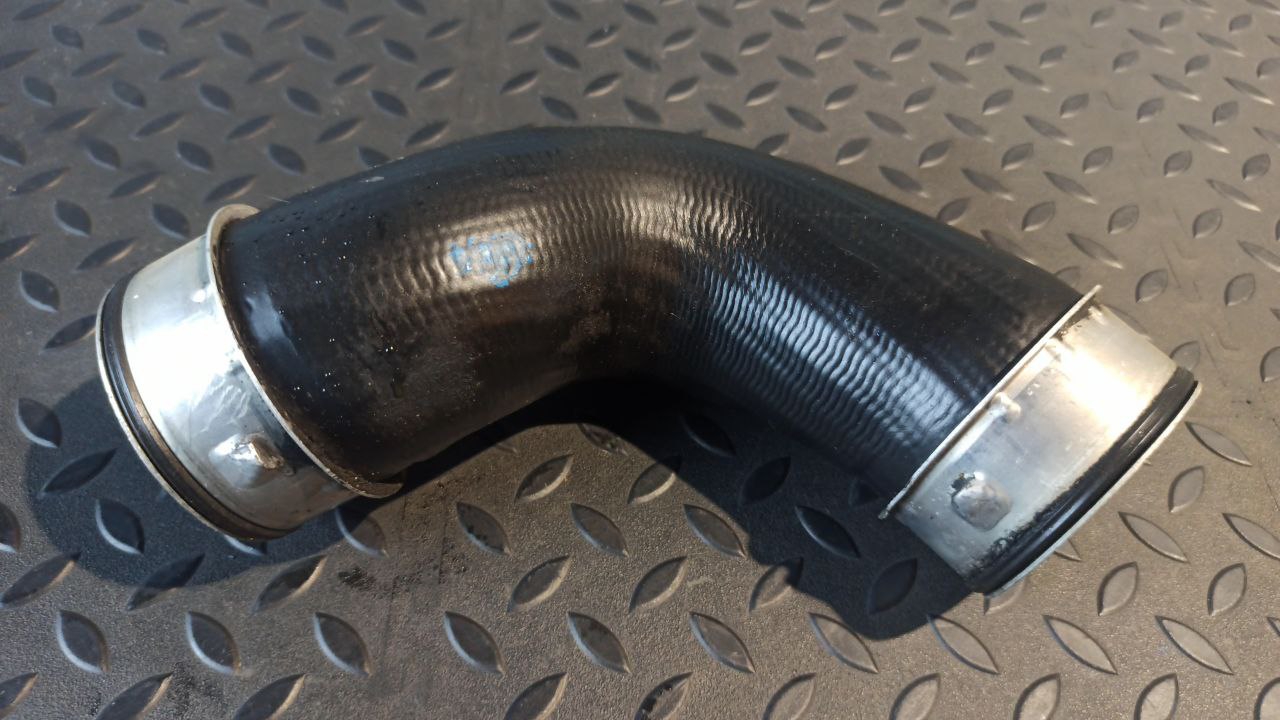 Патрубок интеркулера Mercedes E/W211 2002-2009