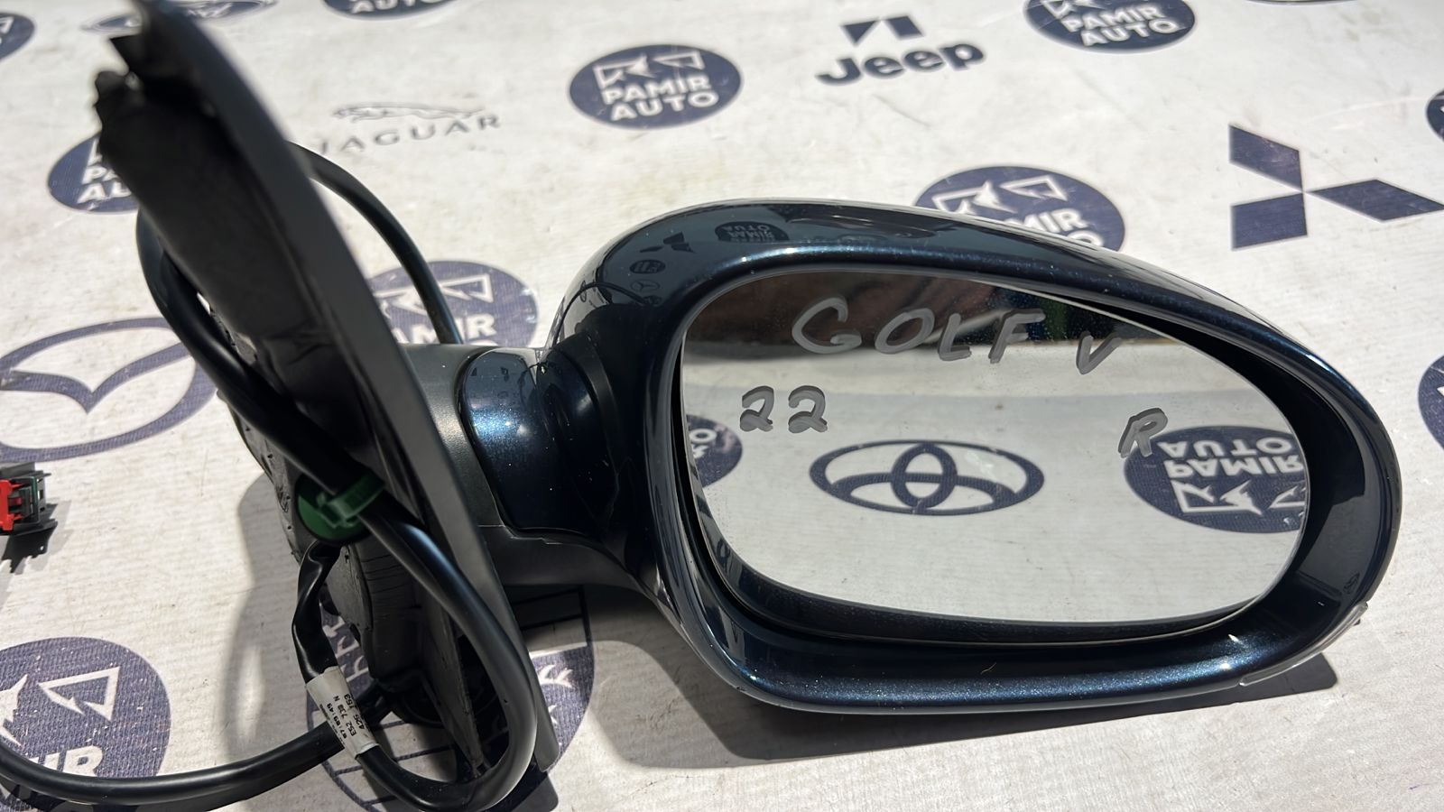 Зеркало правое Volkswagen Golf/5 2003-2009