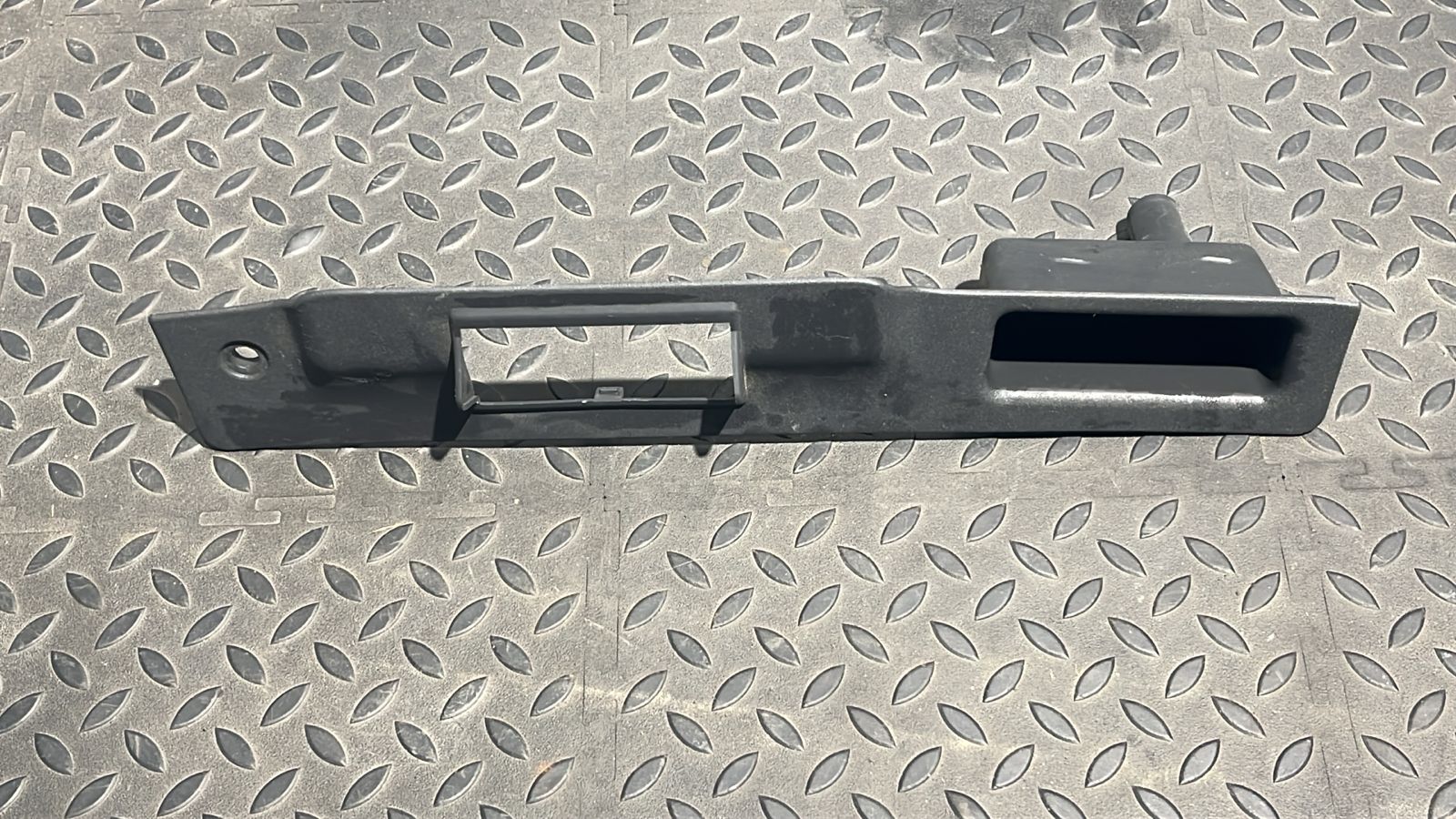 Обшивка двери багажника Opel Astra/H 2004-2014