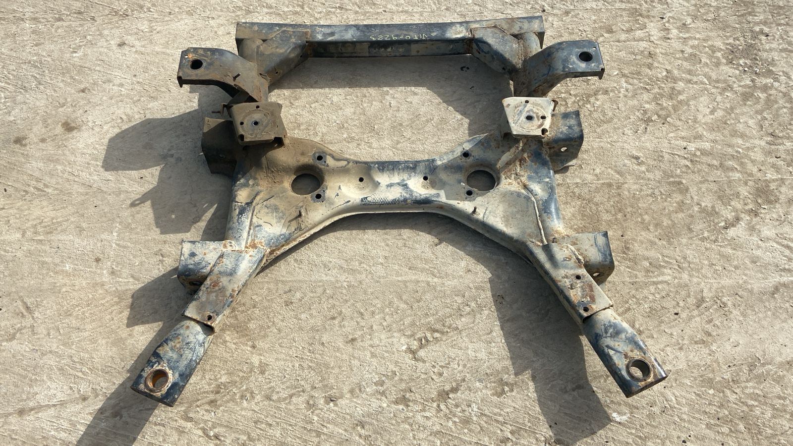 Балка передняя (Подрамник) Mercedes Vito/W639 2003-2014