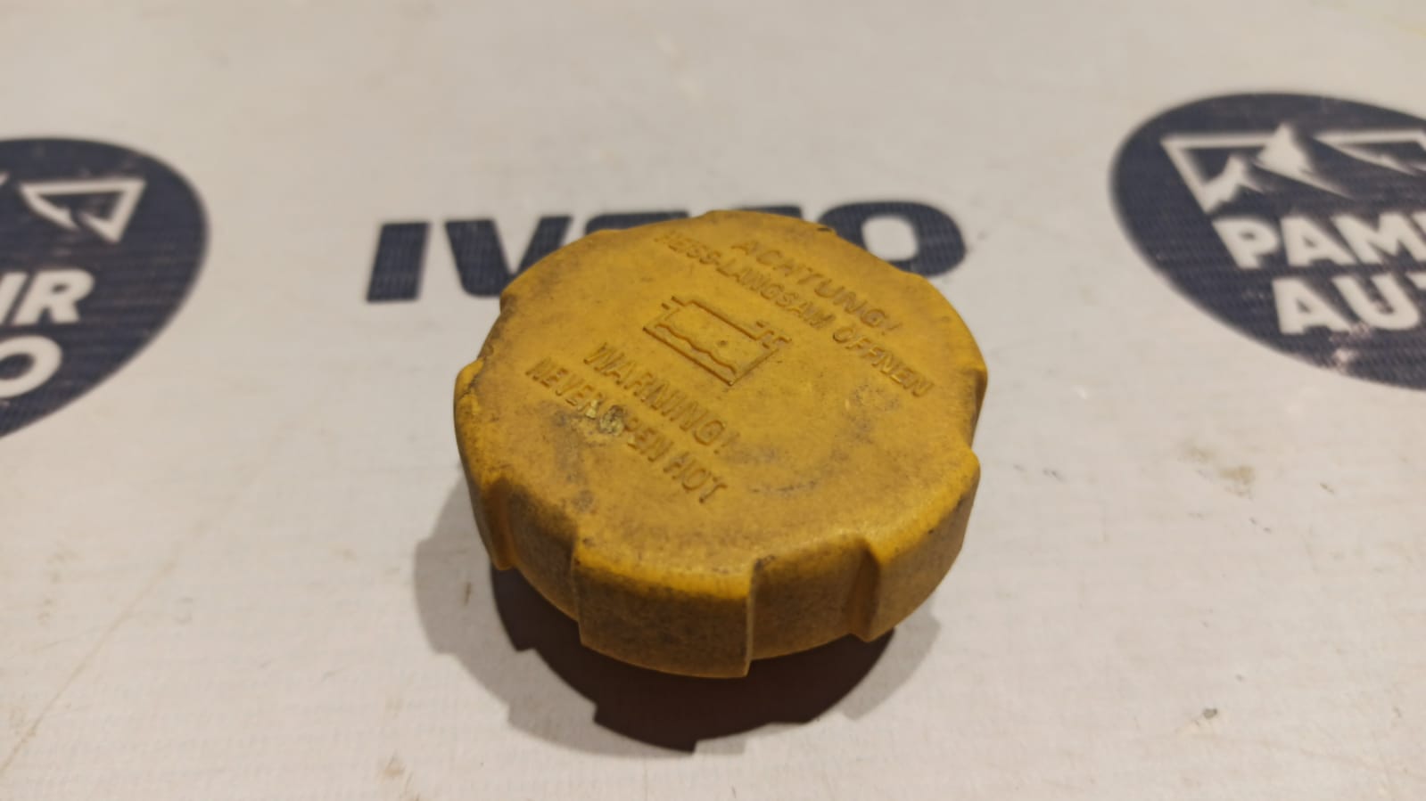 Крышка расширительного бачка Opel Vectra/C 2002-2008