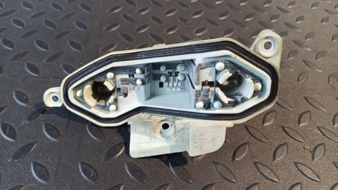 Плата заднего фонаря правая Opel Vectra/C 2002-2008