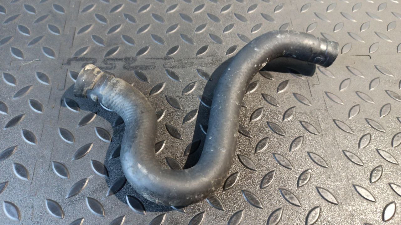 Патрубок ОЖ Toyota Avensis/2 2003-2009