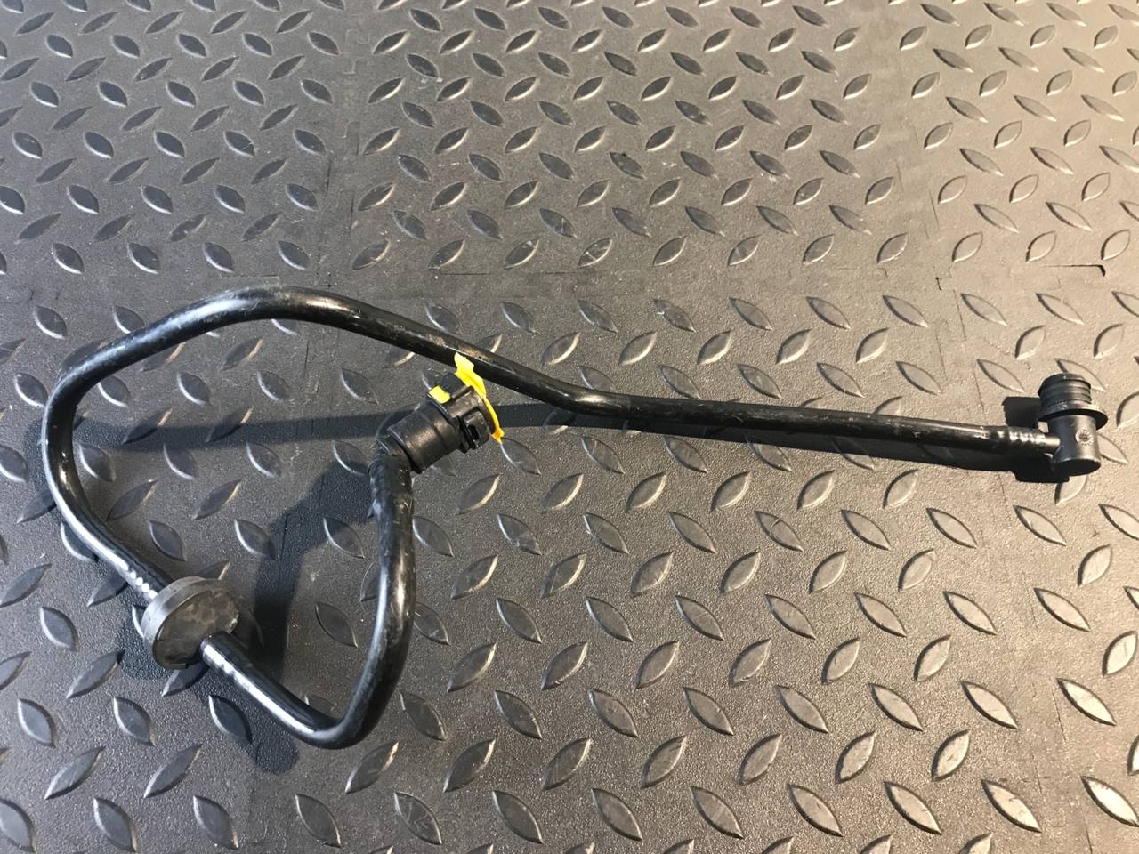 Трубка топливная Opel Vectra/C 2002-2008