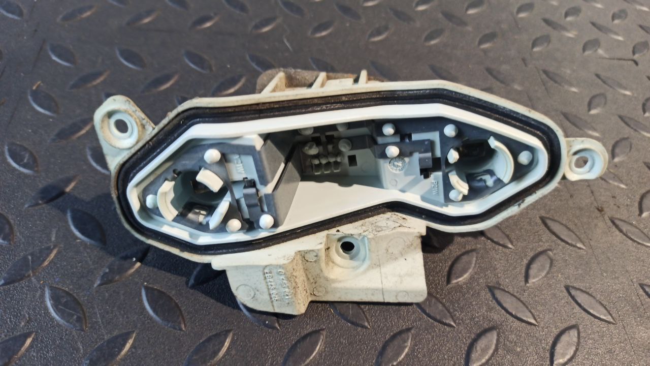 Плата заднего фонаря левая Opel Vectra/C 2002-2008