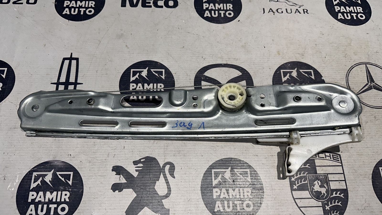 Стеклоподъемник задний левый Opel Vectra/C 2002-2008