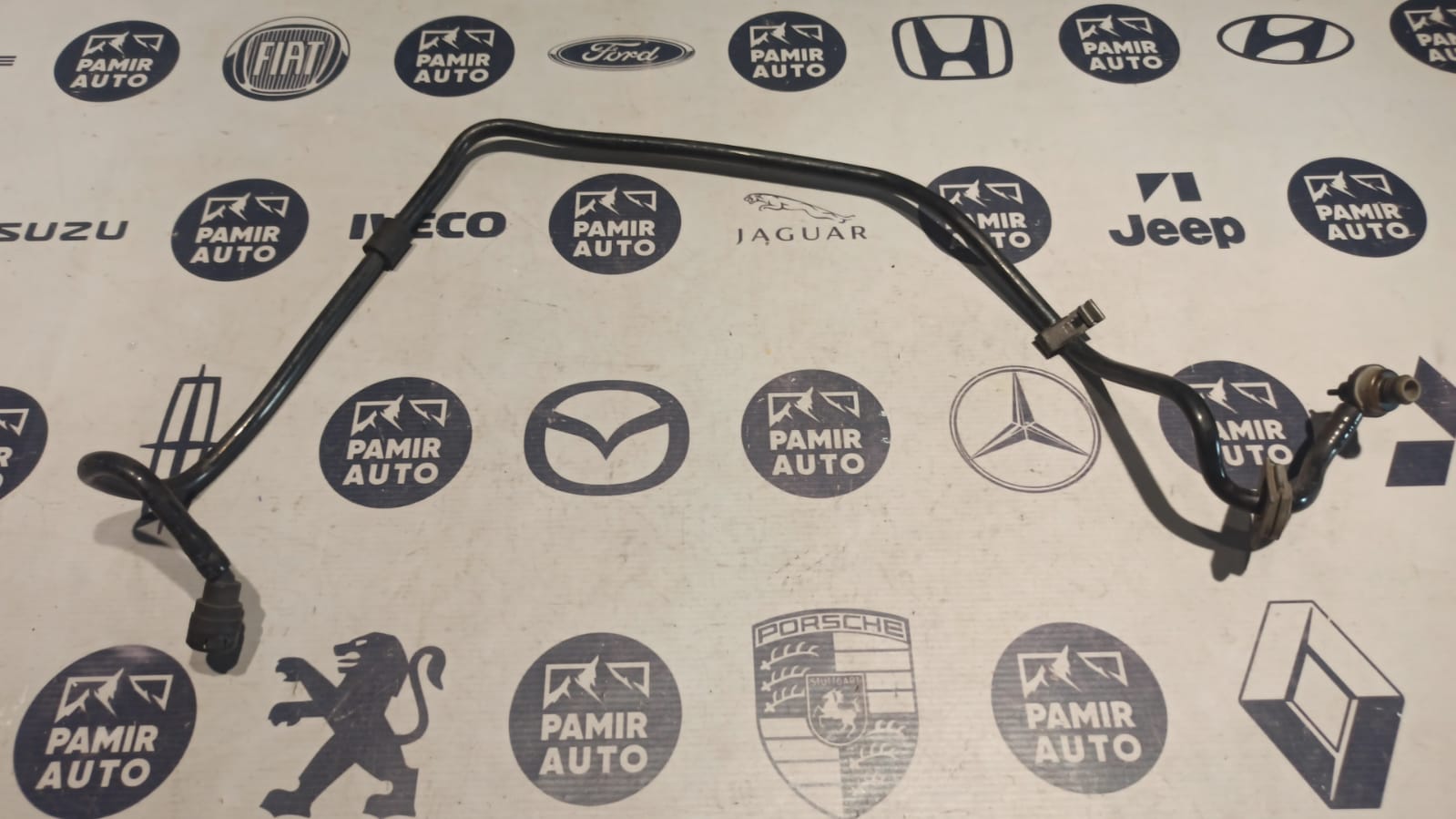 Трубка вакуумная Mercedes C/W203 2000-2008