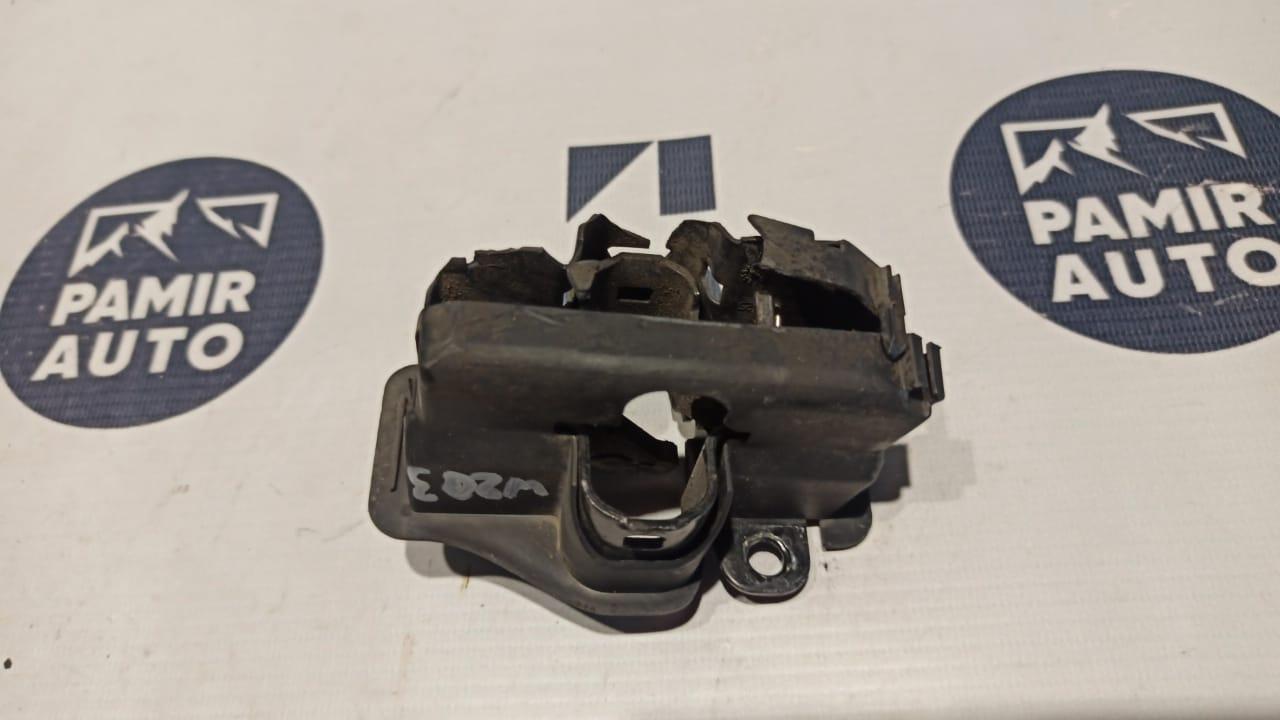 Замок капота Mercedes C/W203 2000-2008