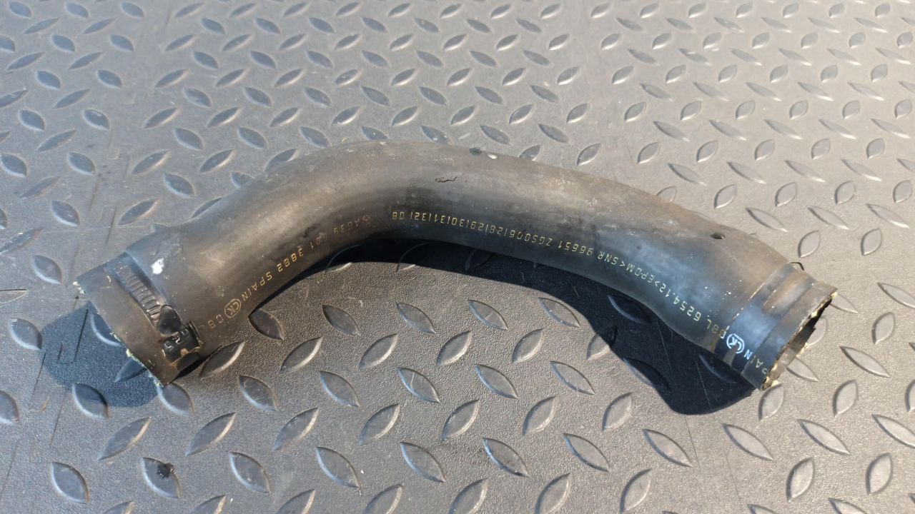 Патрубок ОЖ Mercedes Vito/W639 2003-2014
