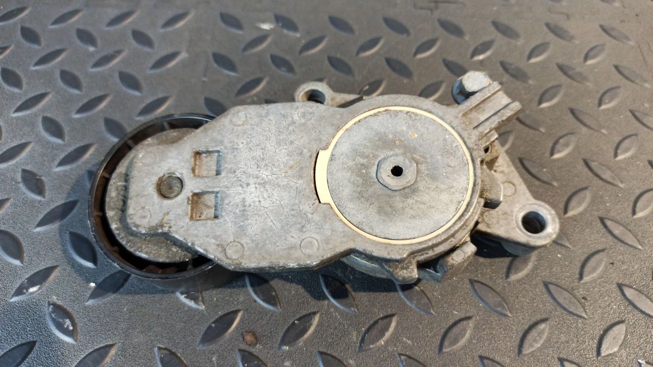 Натяжитель ремня Ford Focus/2 2004-2011