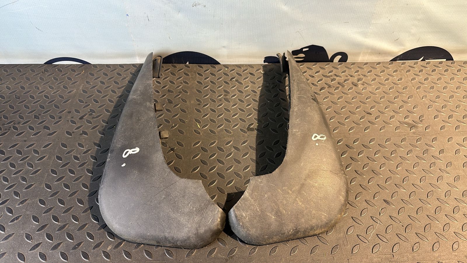 Брызговик задний Ford Mondeo/3 2000-2007