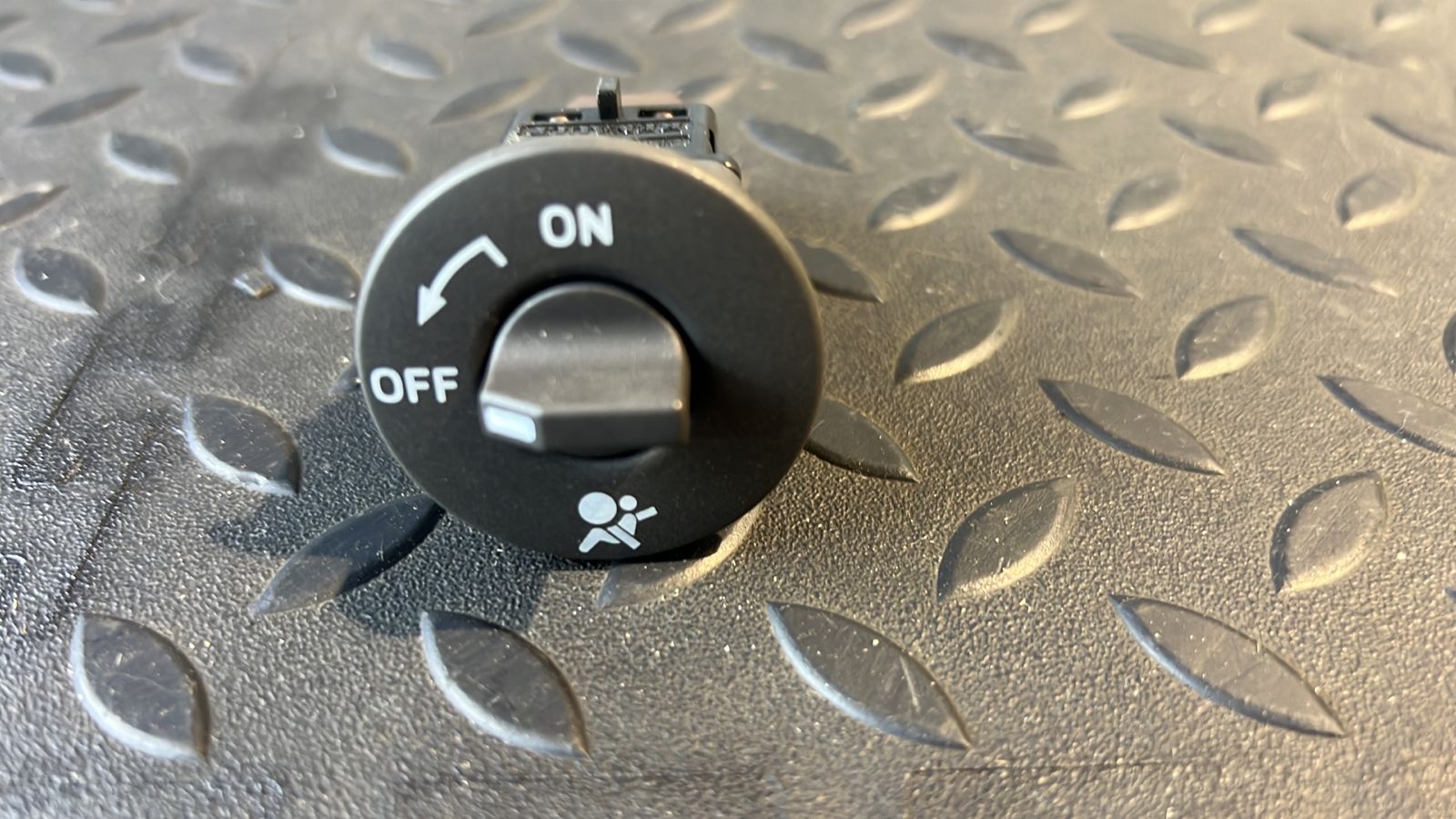 Переключатель AIR BAG Renault Megane/2 2002-2009