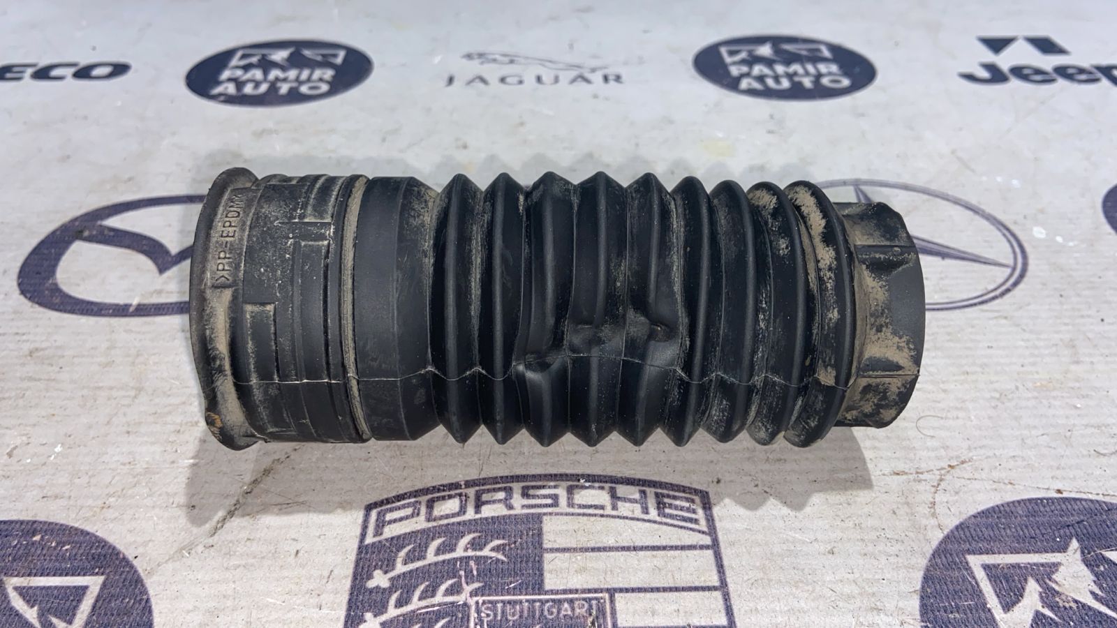 Пыльник амортизатора передний Mercedes E/W211 2002-2009