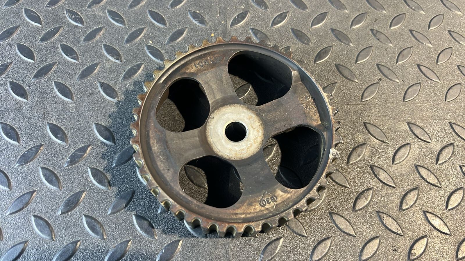 Шестерня распредвала Opel Vivaro/A 2001-2014