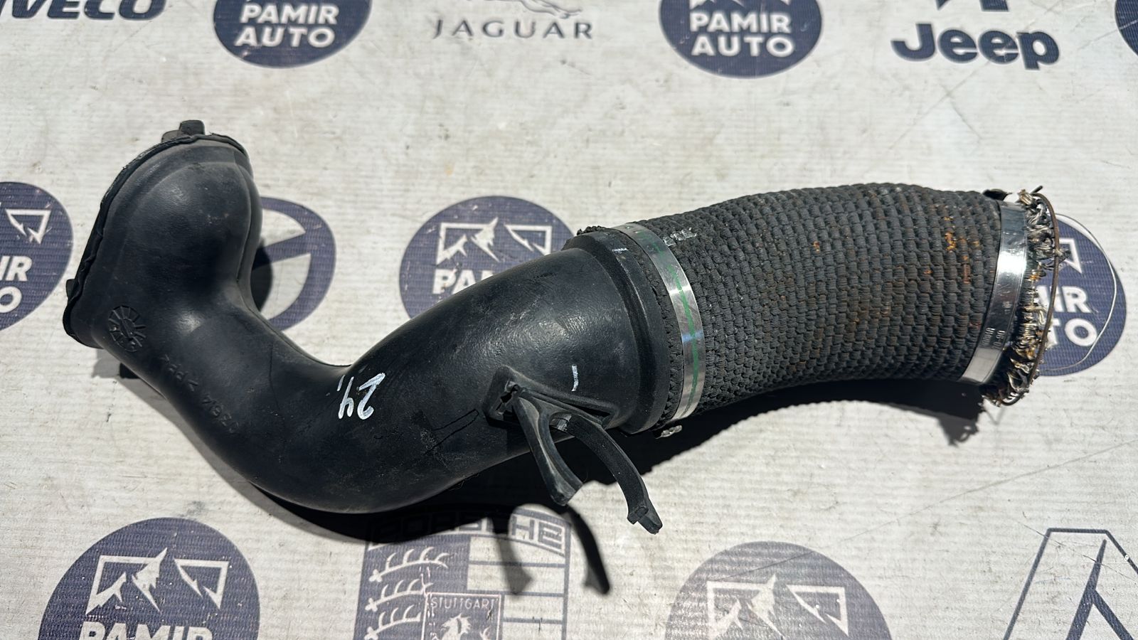 Патрубок воздушного фильтра Land Rover Freelander 1998-2006