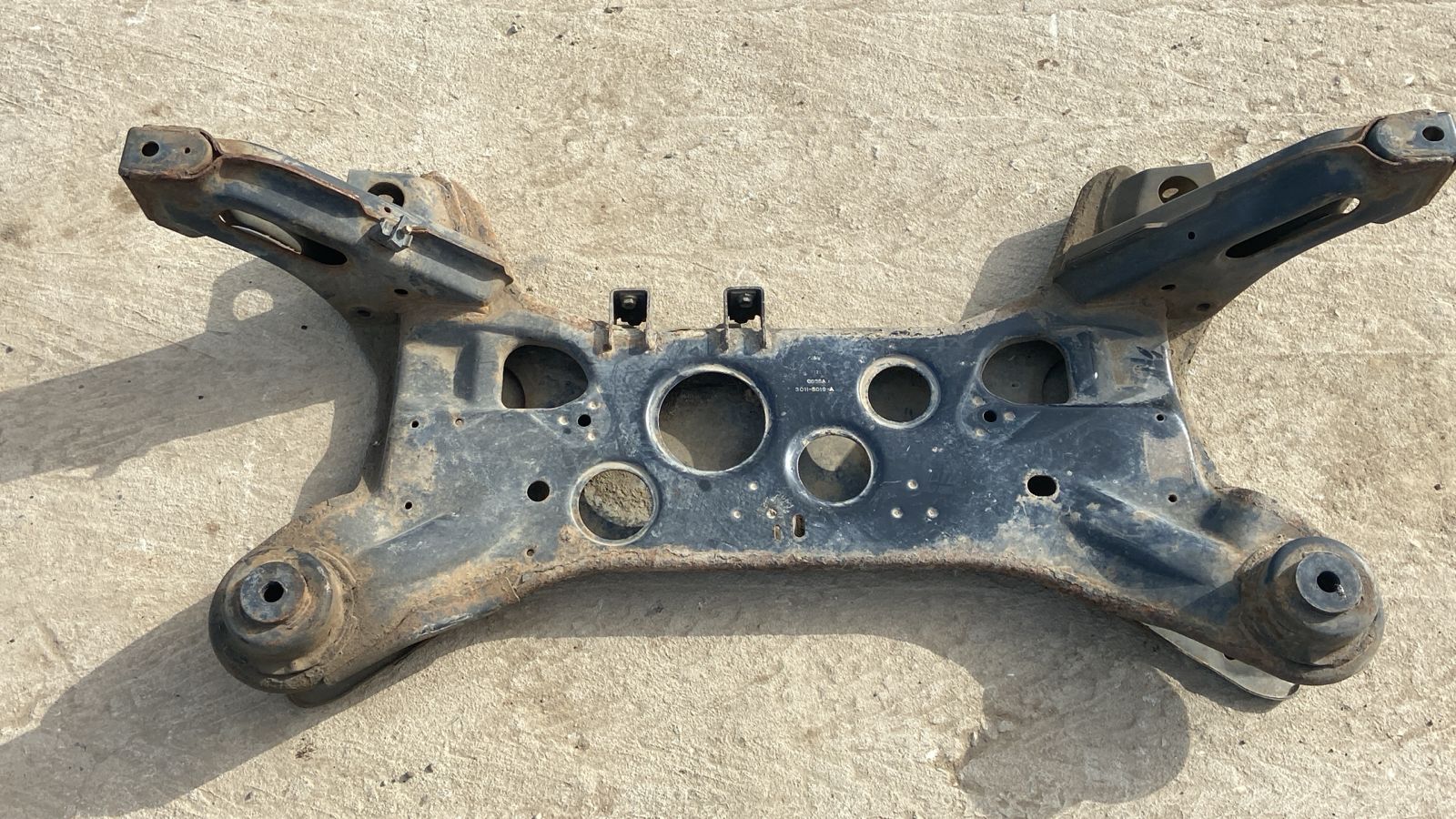 Балка передняя (Подрамник) Ford Transit 2000-2006