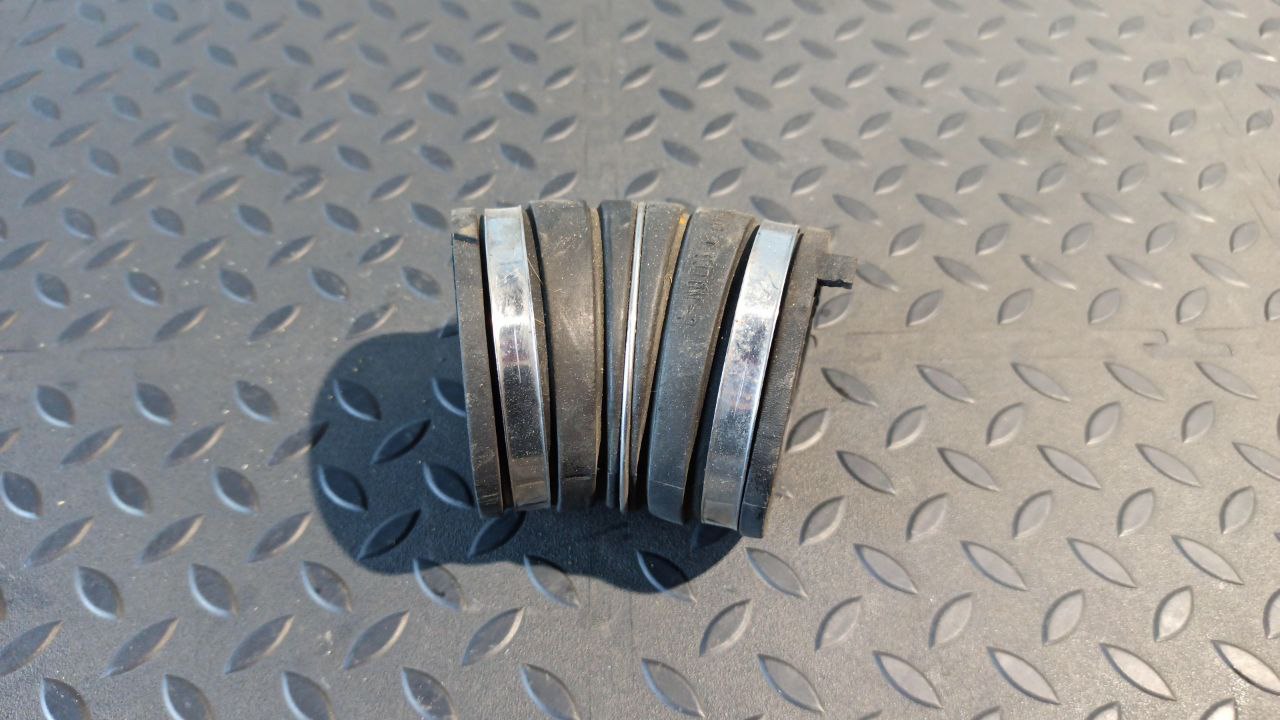 Патрубок воздушного фильтра Mercedes C/W203 2000-2008