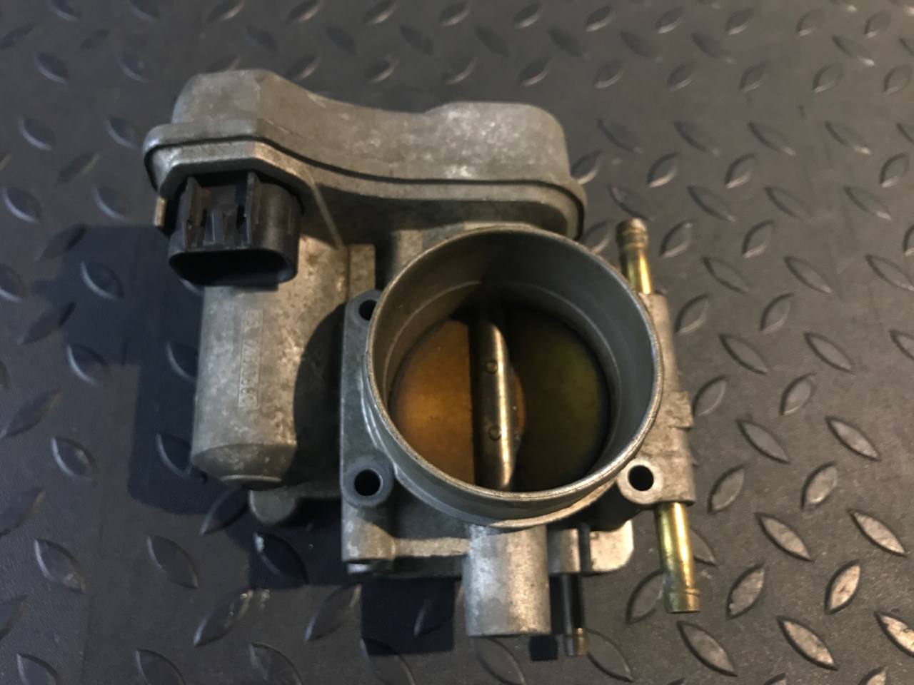 Заслонка дроссельная Opel Vectra/C 2002-2008