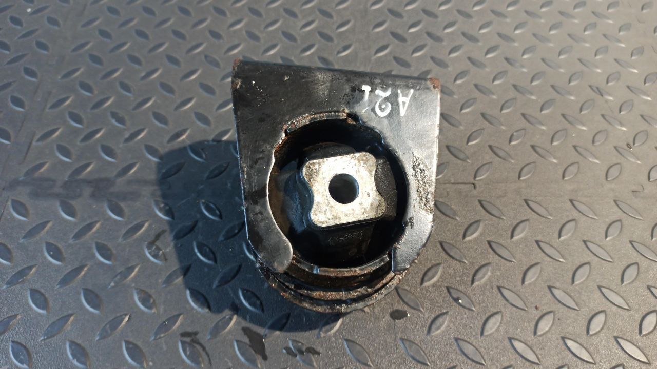 Опора двигателя Toyota Avensis/2 2003-2009