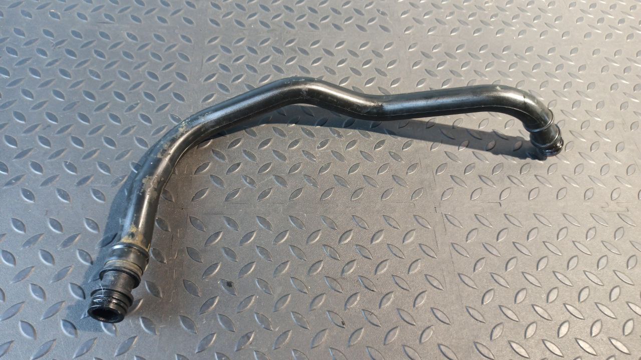 Горловина маслозаливная Mercedes Vito/W639 2003-2014