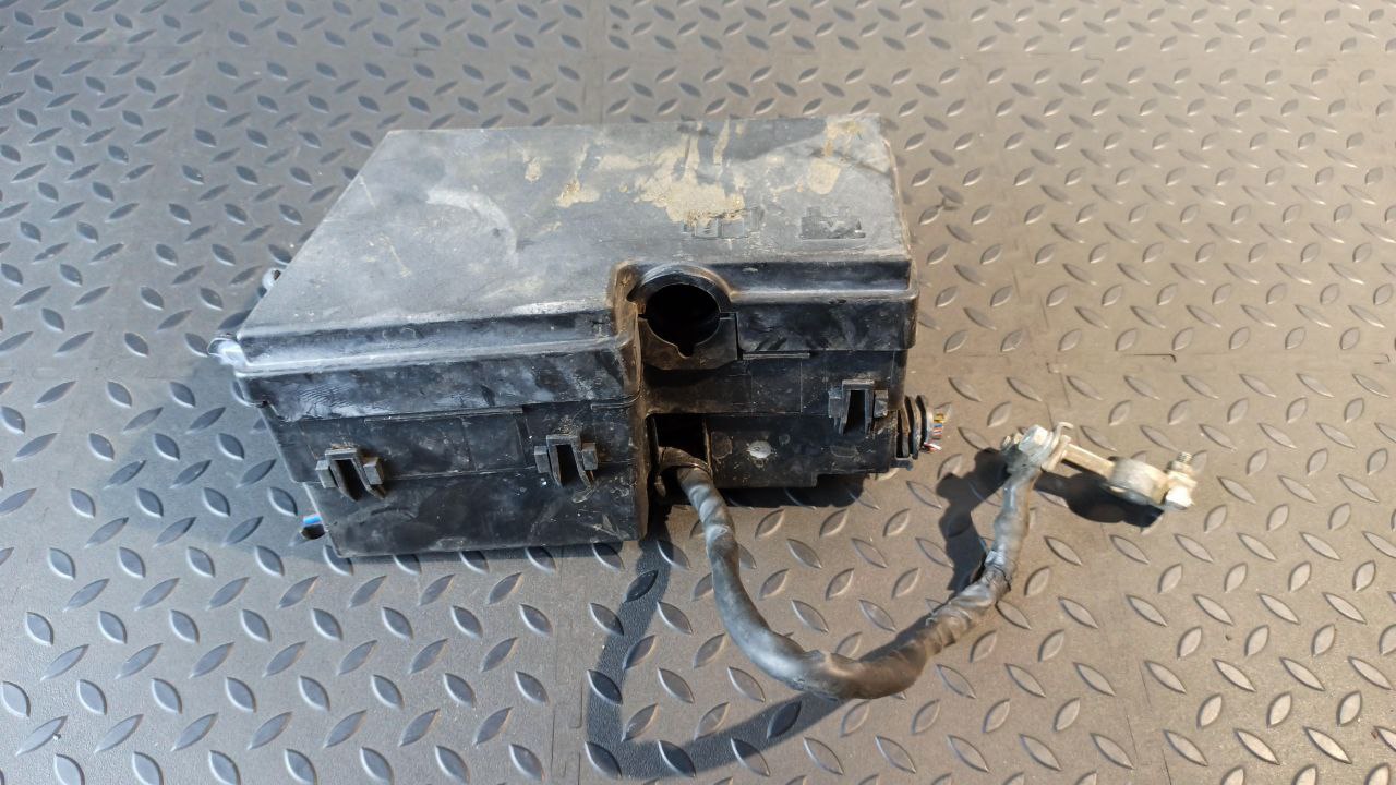Блок предохранителей Ford Focus/2 2004-2011
